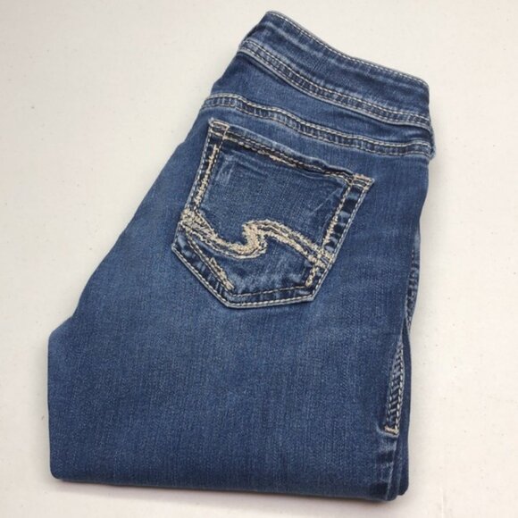 Denim - SILVER SUKI MID-RISE CAPRI JEANS 25x25